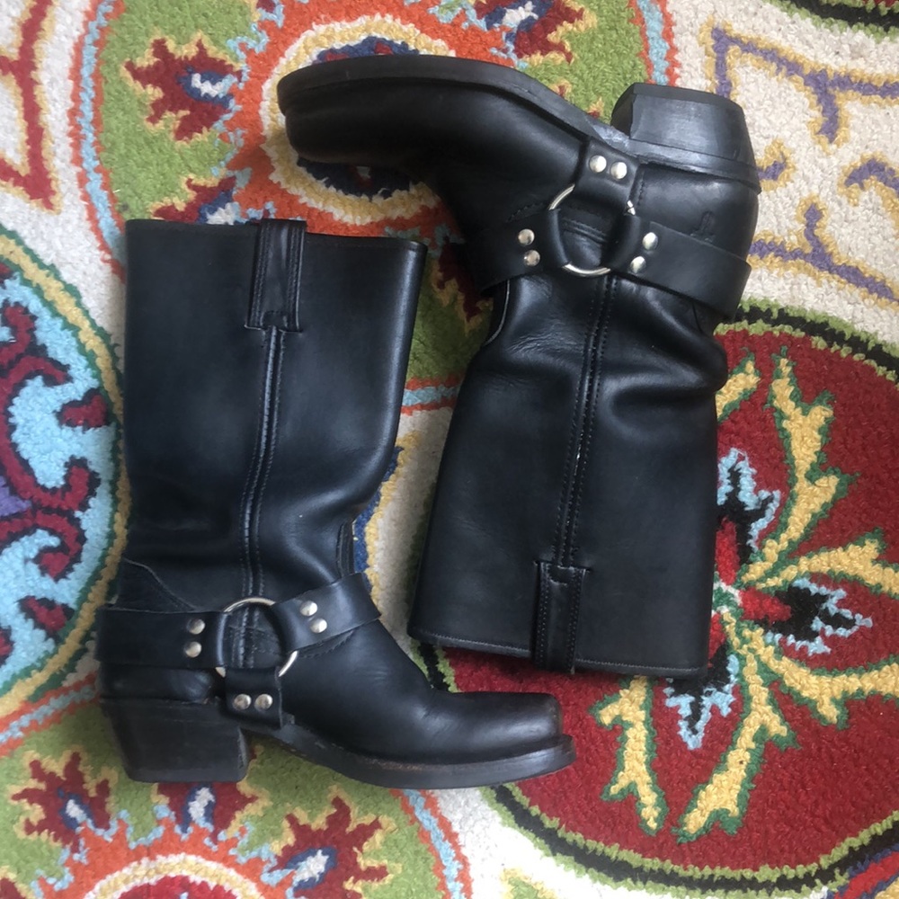 Black Harness 12R Fryes